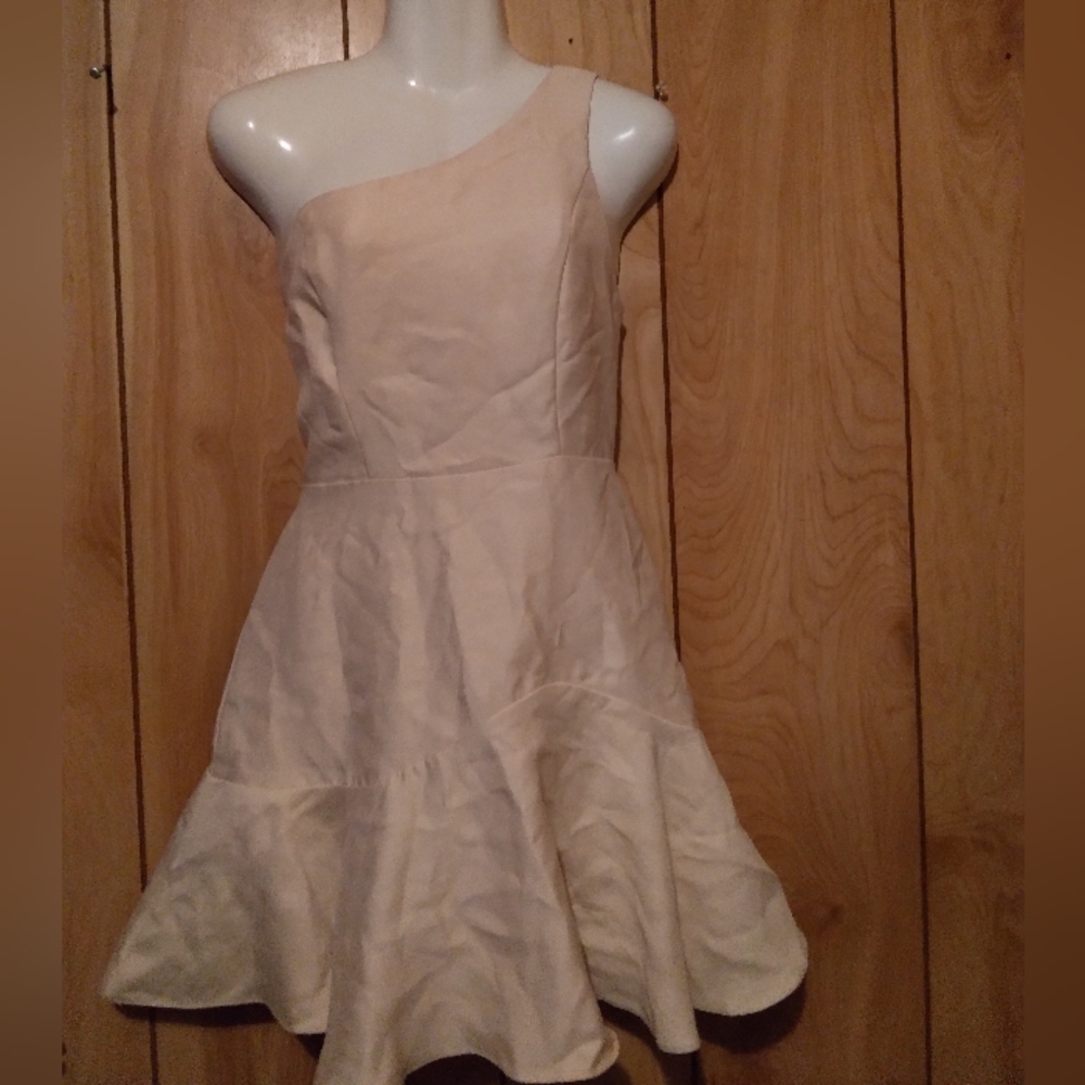 Mini&Dottie  one shoulder dress nwts